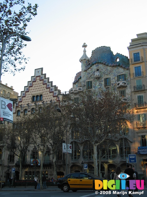 21214 Casa Batllo and Casa Amatller